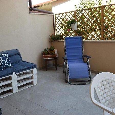 Casa Vacanze Lombardo Санта-Тереза-ді-Рива Екстер'єр фото