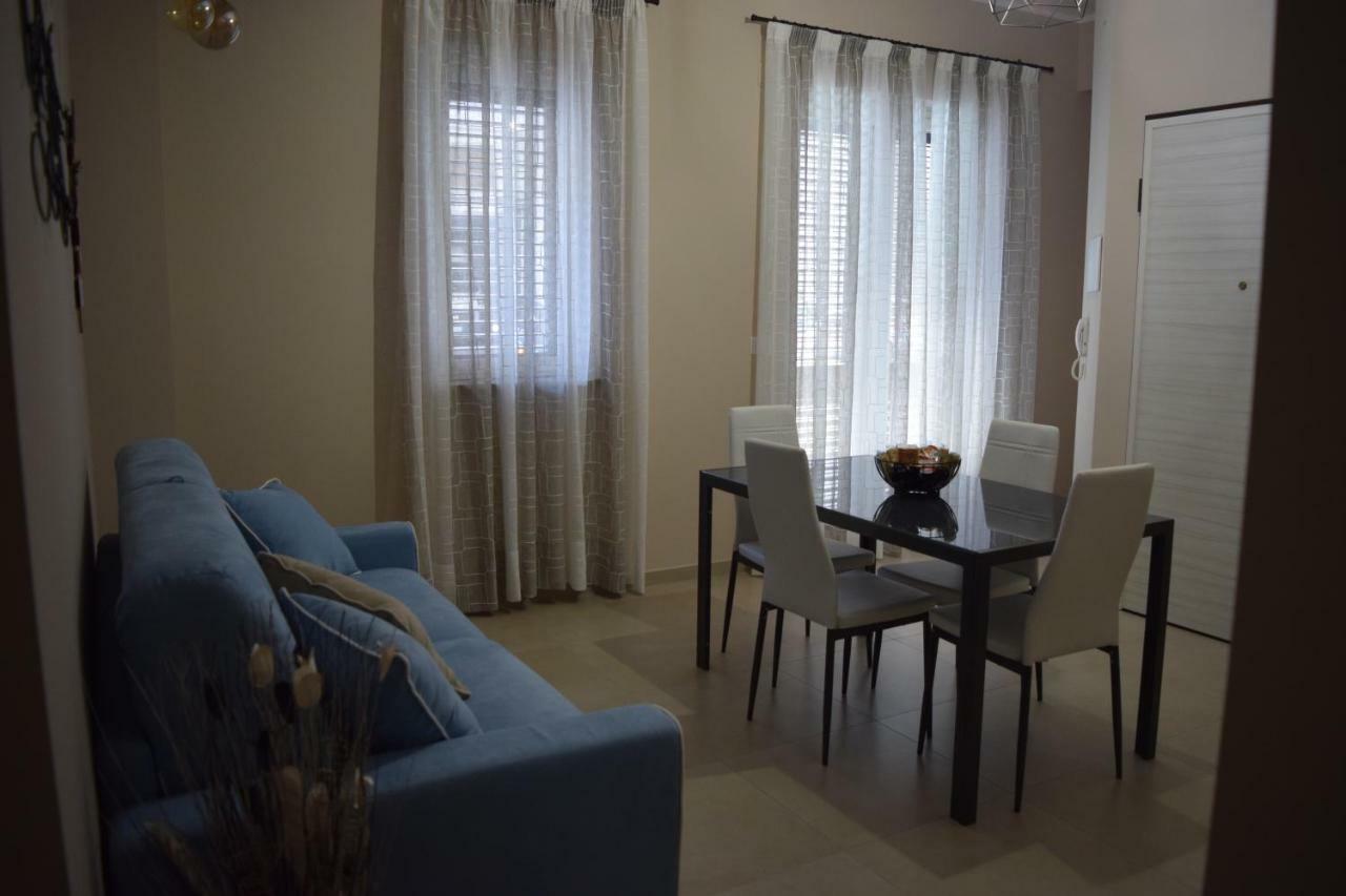 Casa Vacanze Lombardo Санта-Тереза-ді-Рива Екстер'єр фото